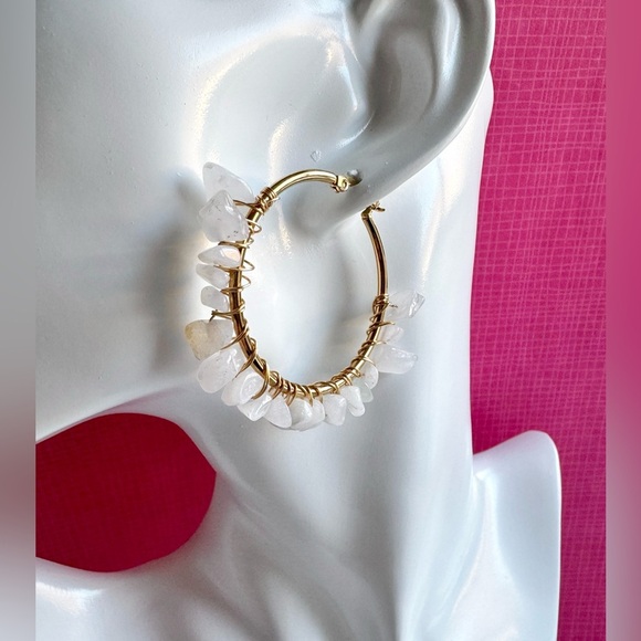 New Natural Brazilian Frosty Snow White Quartz Crystal Gold Tone Hoop Earrings - Picture 1 of 9